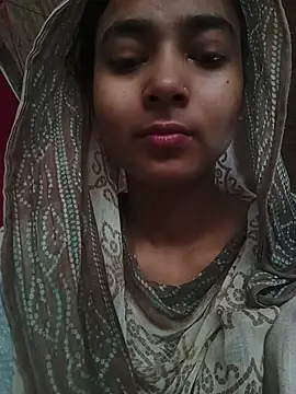 Snapshot of Simran_143 chatting on July 20, 2026, 4:31 am Simran 143 online show from July 20, 2026, 4:31 am