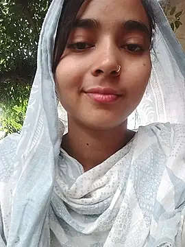 Snapshot of Simran_143 chatting on July 30, 2026, 5:17 am Simran 143 online show from July 30, 2026, 5:17 am