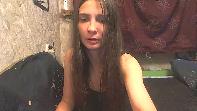 Snapshot of Alison_Wale chatting on July 17, 2026, 6:10 am Alison Wale online show from July 17, 2026, 6:10 am