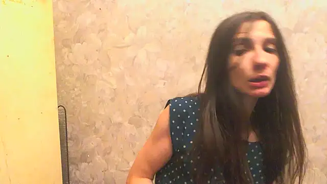 Snapshot of Alison_Wale chatting on July 21, 2026, 4:08 pm Alison Wale online show from July 21, 2026, 4:08 pm