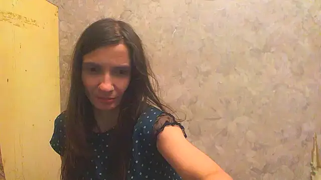 Snapshot of Alison_Wale chatting on July 22, 2026, 2:08 pm Alison Wale online show from July 22, 2026, 2:08 pm