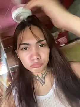 Snapshot of francine_xx chatting on July 17, 2026, 4:21 am francine xx online show from July 17, 2026, 4:21 am