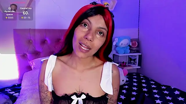 Snapshot of Saki_Akanne chatting on July 22, 2026, 10:28 am Saki Akanne online show from July 22, 2026, 10:28 am