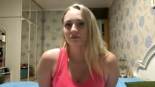 Snapshot of mintchill chatting on August 4, 2026, 2:05 am mintchill online show from August 4, 2026, 2:05 am