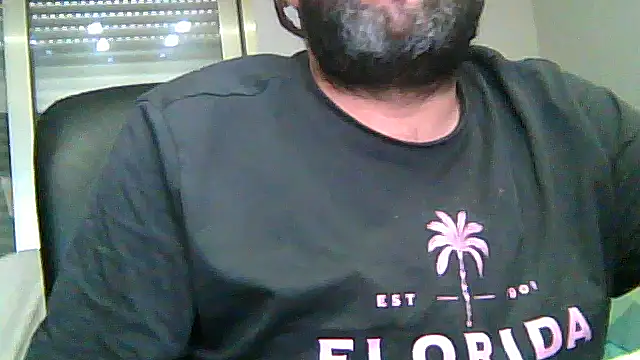 SirFrankonde online show from July 3, 2026, 10:33 am