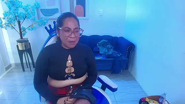 Snapshot of Silvana_lane chatting on August 1, 2026, 11:36 pm Silvana lane online show from August 1, 2026, 11:36 pm