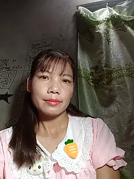 Snapshot of Gee_hot chatting on July 22, 2026, 3:25 pm Gee hot online show from July 22, 2026, 3:25 pm