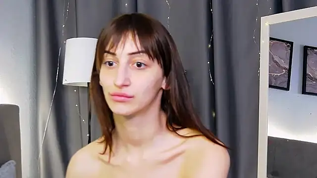 SofiaHill online show from June 21, 2026, 9:15 am