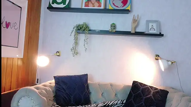 Katalyna lee online show from July 28, 2026, 11:50 am