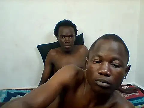 Snapshot of Larryeboy chatting on July 4, 2026, 3:49 pm Larryeboy online show from July 4, 2026, 3:49 pm