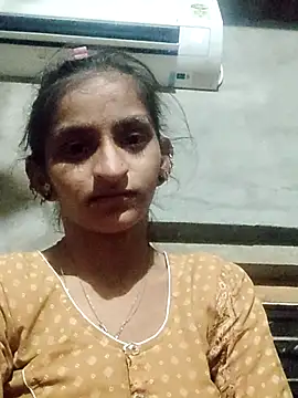 Snapshot of mitu_bhabhi chatting on June 18, 2026, 5:29 pm mitu bhabhi online show from June 18, 2026, 5:29 pm