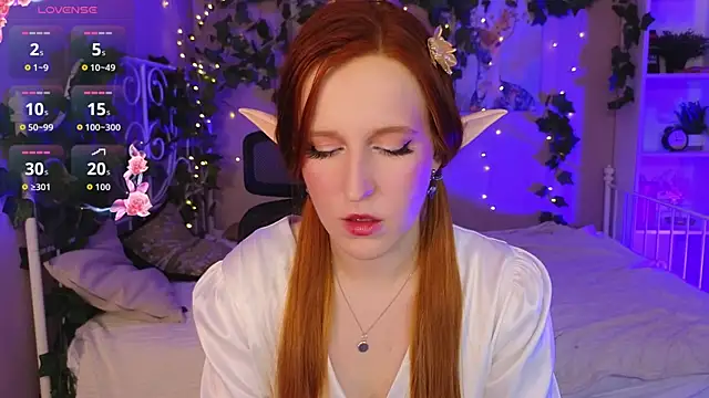 Snapshot of Eva_Bellea chatting on June 20, 2026, 8:58 pm Eva Bellea online show from June 20, 2026, 8:58 pm