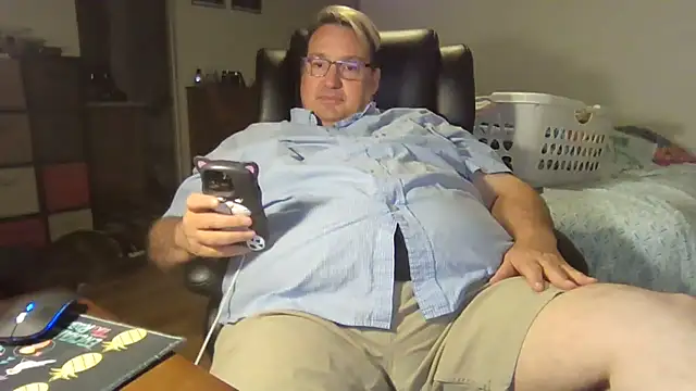 wrenvx online show from July 21, 2026, 4:25 am