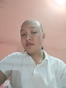 Snapshot of HeLiSa69ebony chatting on August 4, 2026, 5:23 am HeLiSa69ebony online show from August 4, 2026, 5:23 am