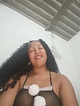 Snapshot of HeLiSa69ebony chatting on June 28, 2026, 7:47 am HeLiSa69ebony online show from June 28, 2026, 7:47 am