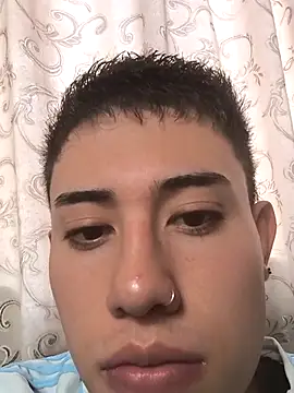 Snapshot of Thiagoo_Vega chatting on July 15, 2026, 7:32 pm Thiagoo Vega online show from July 15, 2026, 7:32 pm