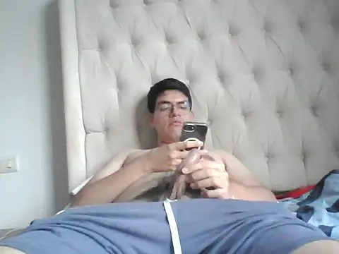 FernanHot69 online show from July 22, 2026, 12:45 am