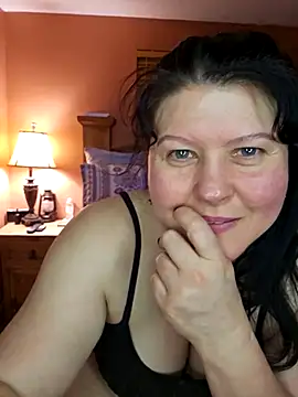 Snapshot of SpicyRosy chatting on July 6, 2026, 4:52 am SpicyRosy online show from July 6, 2026, 4:52 am