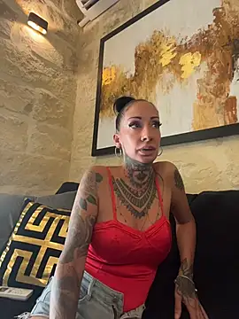 Snapshot of inked_up_jade chatting on July 2, 2026, 9:04 am inked up jade online show from July 2, 2026, 9:04 am
