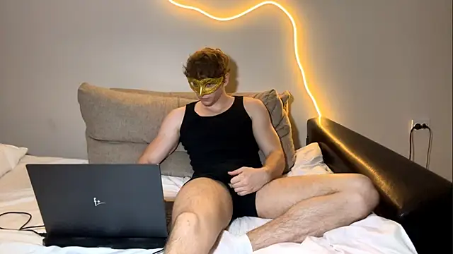 deniel horny online show from June 28, 2026, 5:52 pm