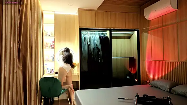 miko kimura online show from October 26, 2025, 4:29 pm