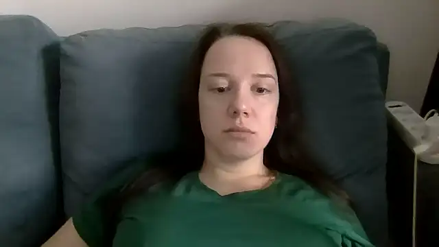 Snapshot of Nivella chatting on June 28, 2026, 10:21 am Nivella online show from June 28, 2026, 10:21 am