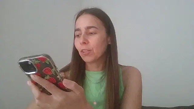 Snapshot of Vanelleda chatting on June 24, 2026, 8:57 am Vanelleda online show from June 24, 2026, 8:57 am
