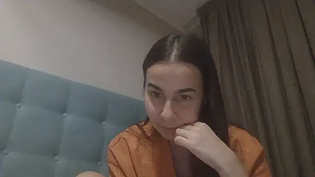 Snapshot of Vanelleda chatting on July 28, 2026, 7:39 pm Vanelleda online show from July 28, 2026, 7:39 pm