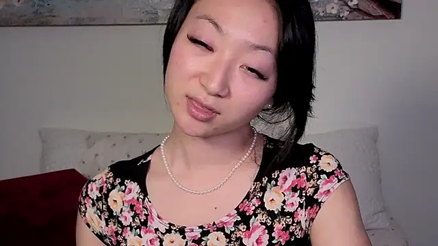 MySweetSofie online show from October 5, 2025, 10:55 pm
