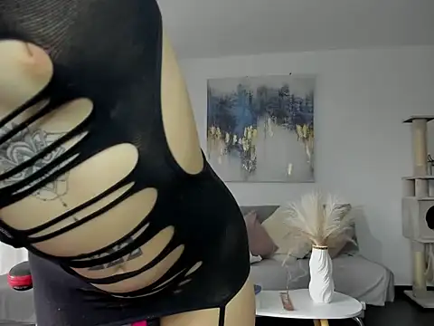 Snapshot of katy_deliz_ chatting on June 23, 2026, 11:52 am katy deliz online show from June 23, 2026, 11:52 am