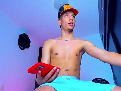 iamricardo x online show from July 20, 2026, 9:06 pm