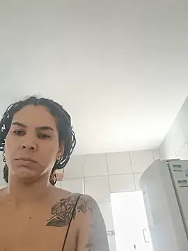 Snapshot of casalfogoegasolina chatting on July 15, 2026, 2:35 pm casalfogoegasolina online show from July 15, 2026, 2:35 pm