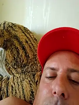 heterohotguy78 online show from July 25, 2026, 8:55 am