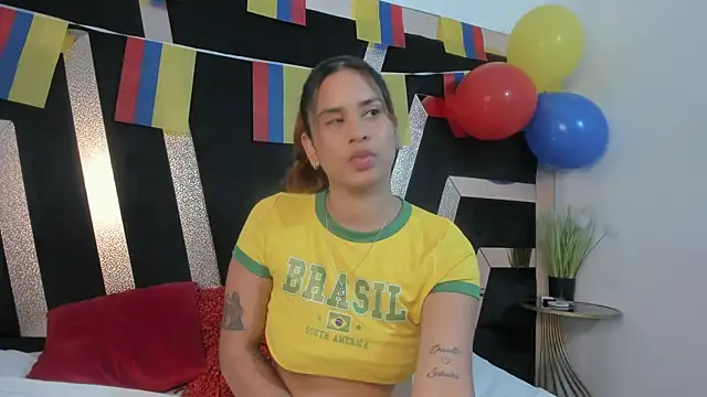 Snapshot of PauletteManson chatting on June 23, 2026, 3:15 am PauletteManson online show from June 23, 2026, 3:15 am