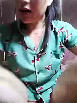 Snapshot of Myy_sexy chatting on July 27, 2026, 7:37 am Myy sexy online show from July 27, 2026, 7:37 am