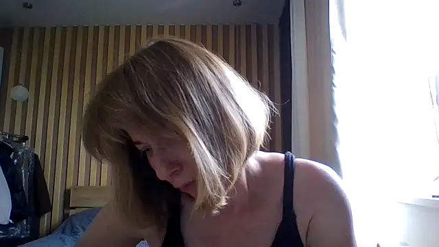 Snapshot of Deloriada chatting on July 31, 2026, 9:09 am Deloriada online show from July 31, 2026, 9:09 am