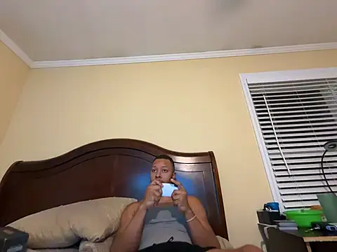 Charmingswoleking online show from July 24, 2026, 1:45 am