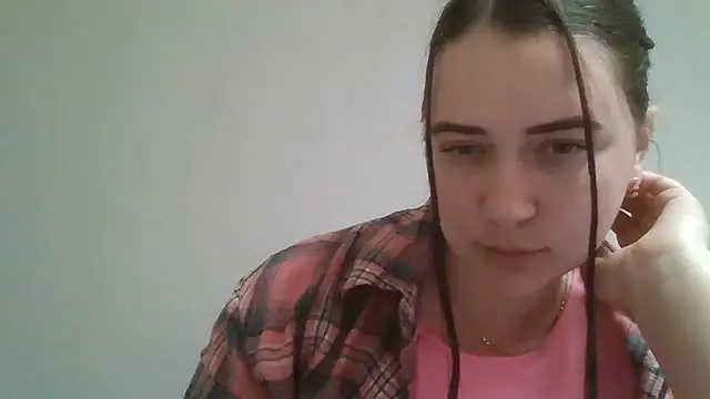 Snapshot of Zanoriala chatting on June 24, 2026, 6:06 pm Zanoriala online show from June 24, 2026, 6:06 pm
