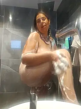 Snapshot of Cataleya_Leya chatting on June 25, 2026, 1:05 pm Cataleya Leya online show from June 25, 2026, 1:05 pm