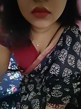 Snapshot of Mangelxoxo chatting on July 20, 2026, 6:10 am Mangelxoxo online show from July 20, 2026, 6:10 am