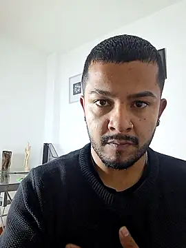 Snapshot of BrunoSilva_ chatting on July 21, 2026, 12:06 pm BrunoSilva online show from July 21, 2026, 12:06 pm