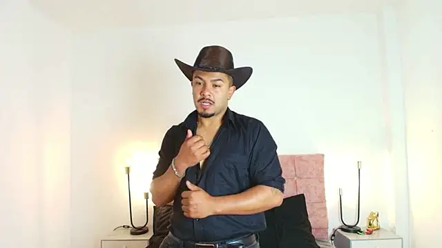 Snapshot of BrunoSilva_ chatting on June 26, 2026, 12:22 pm BrunoSilva online show from June 26, 2026, 12:22 pm