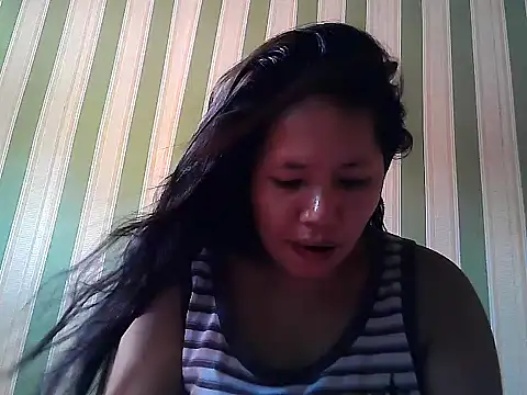 Snapshot of steffani_love chatting on August 2, 2026, 10:51 pm steffani love online show from August 2, 2026, 10:51 pm