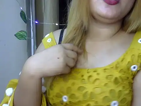 Snapshot of Sexyy_Sana chatting on July 14, 2026, 7:53 pm Sexyy Sana online show from July 14, 2026, 7:53 pm