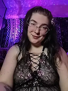 Snapshot of starfucker420XO chatting on August 4, 2026, 6:29 am starfucker420XO online show from August 4, 2026, 6:29 am