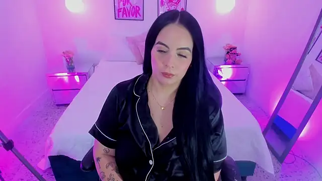 camilaa7 online show from June 26, 2026, 7:14 am