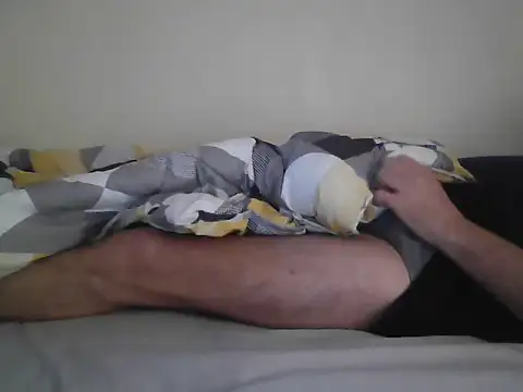 Snapshot of a5ar5rooooov chatting on March 16, 2026, 6:06 am a5ar5rooooov online show from March 16, 2026, 6:06 am