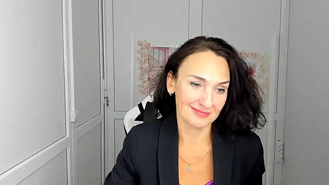 Snapshot of OliviaKateee chatting on July 21, 2026, 12:17 pm OliviaKateee online show from July 21, 2026, 12:17 pm