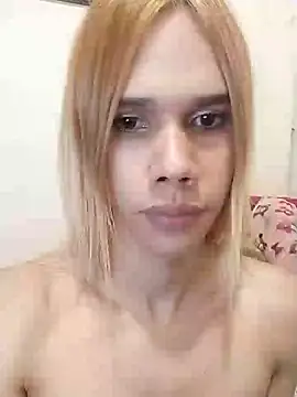 Snapshot of love_amor_ chatting on December 12, 2024, 12:55 pm love amor online show from December 12, 2024, 12:55 pm