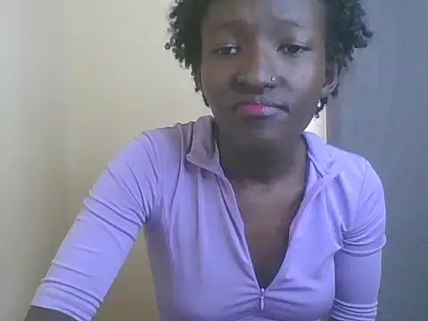 Snapshot of Keilay chatting on July 13, 2026, 9:30 am Keilay online show from July 13, 2026, 9:30 am